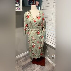 Kiyonna Floral Plus Size Essential Wrap Dress with 3/4‎ Sleeves